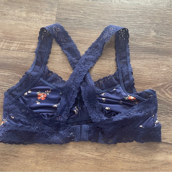 Aerie Lace and floral bralettes S - Picture 6 of 7